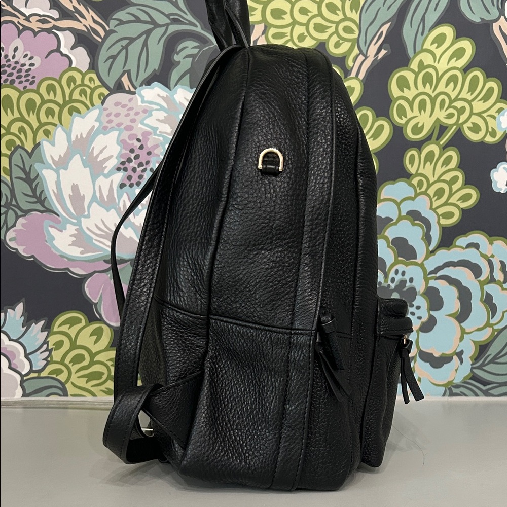 Tory Burch Black Full Size Pebbled Leather Backpack- Excellent! - Picture 2 of 9